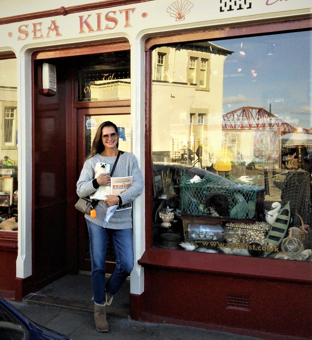 Hollywood star Brooke Shields outside Sea Kist antiques shop in South Queensferry.